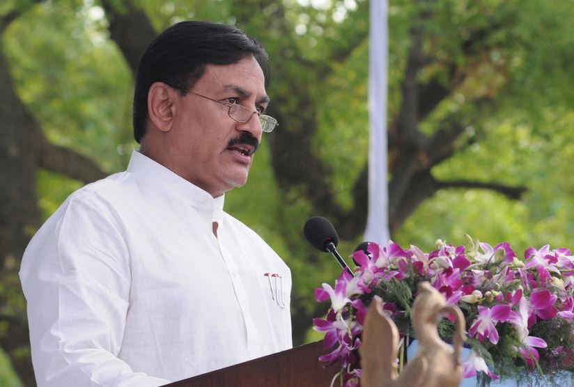 Bharat Solanki postpones his two-week USA visit