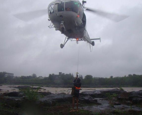 Coast Guard helicopter rescues 10 from flooding Daman Ganga river in South Gujarat