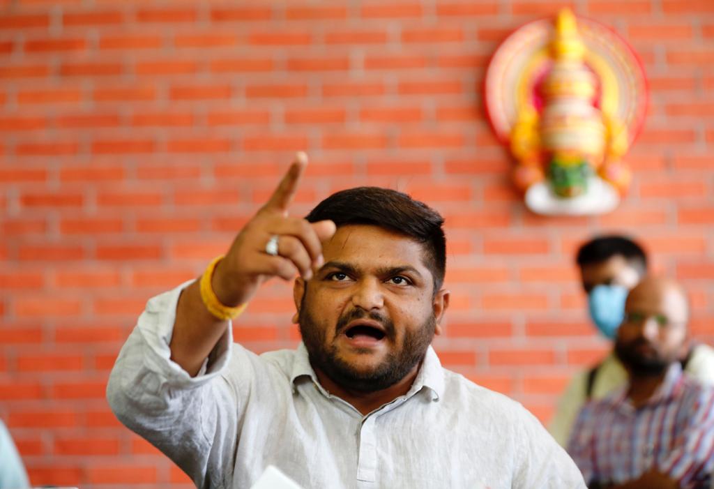 Gujarat HC quashes arrest warrant against Hardik Patel