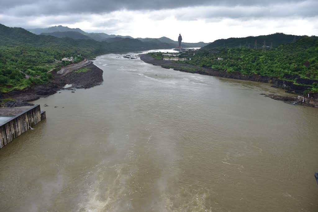 At noon on last day of June, Sardar Sarovar Narmada dam 52% full, Ukai 32%